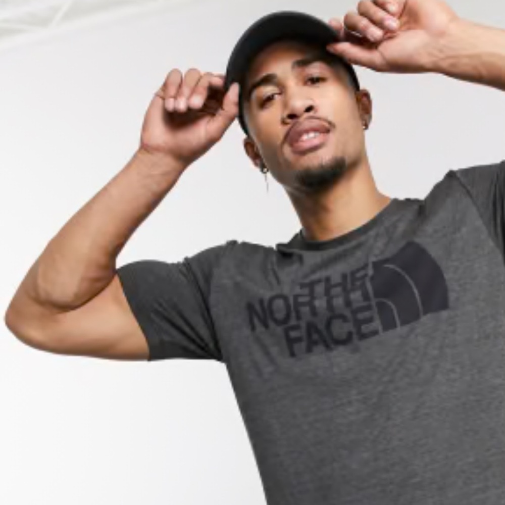 The North Face Men's Gray T-Shirt - Picture 6 of 10